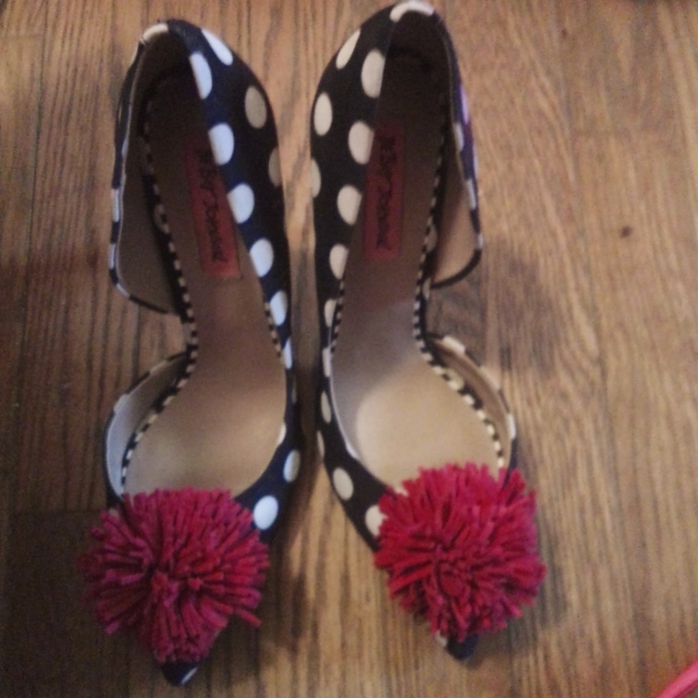 Betsey Johnson Shoes size 8m Polka Dot Black/White